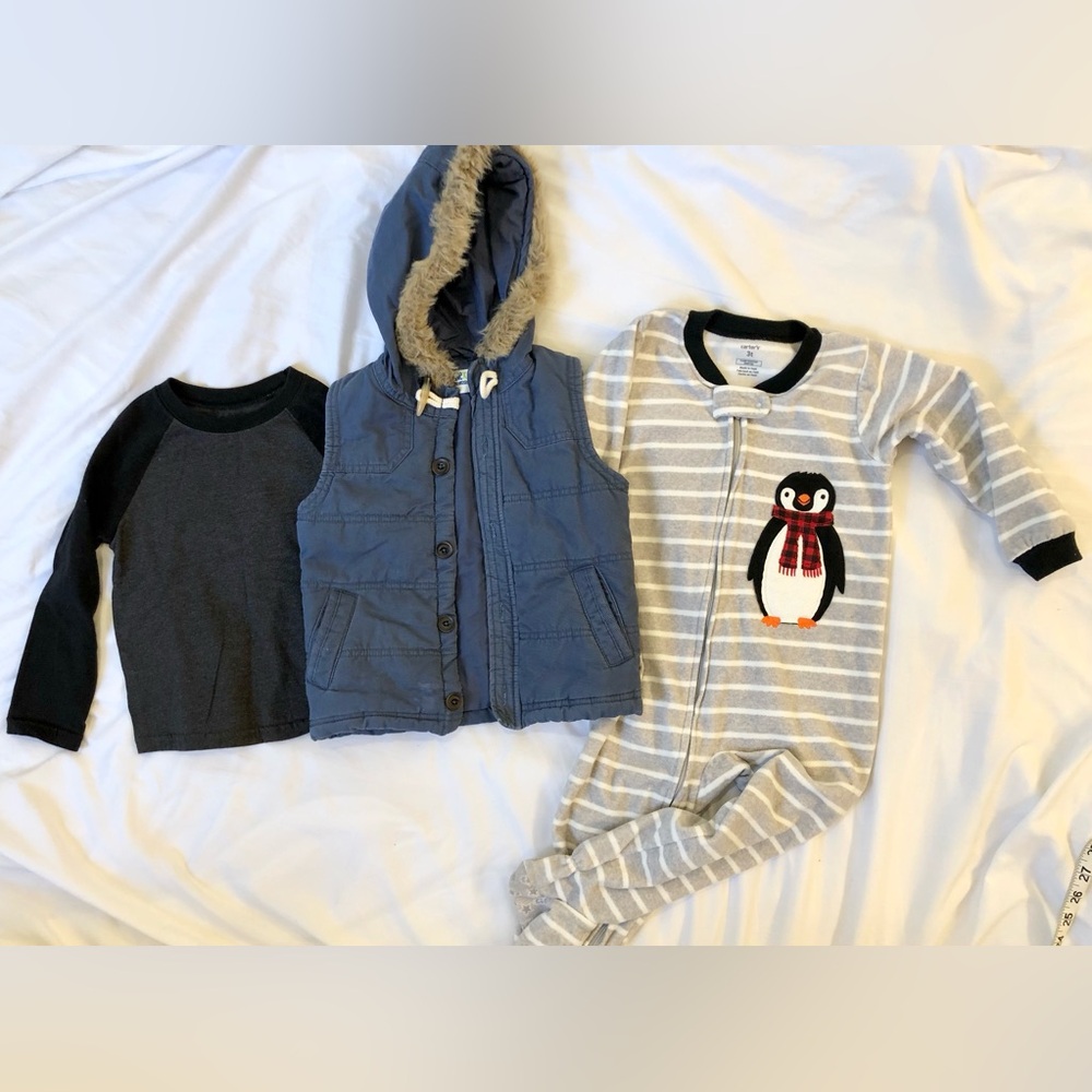 OshKosh, Carters, Garanimals Boys 3 T Lot Penguin Stripe Pajamas Fur Hoodie Vest